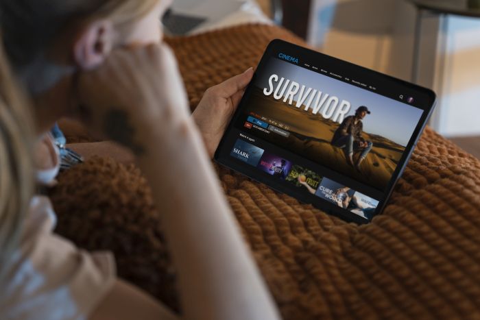 comoinfluyenlasseriesenlosadolescentes